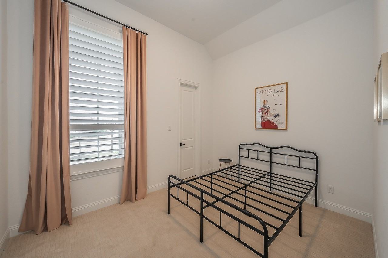 2105 Tremont Dr - Photo 6 of 40