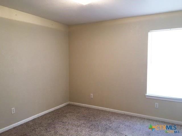 500 Deloris Dr - Photo 3 of 12