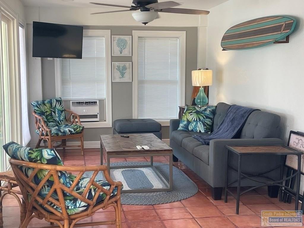 921 Bass Ave - Photo 2 of 20