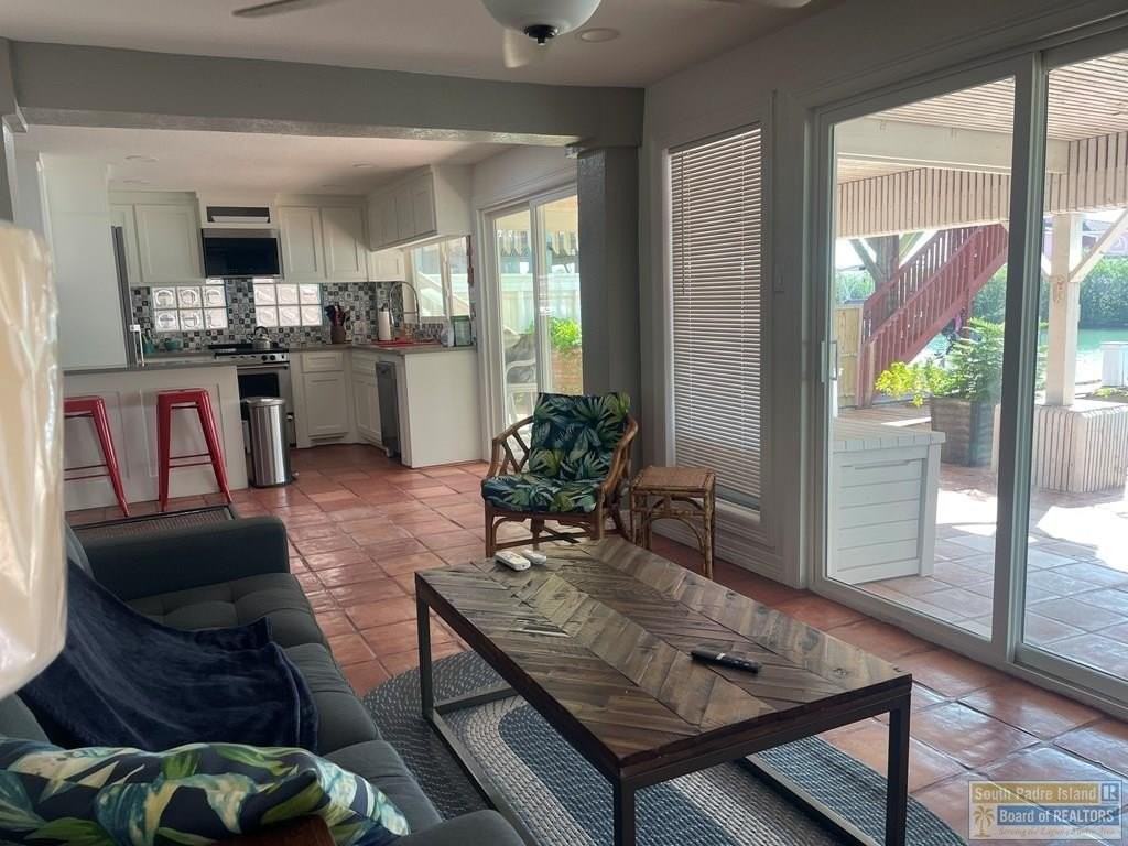 921 Bass Ave - Photo 6 of 20