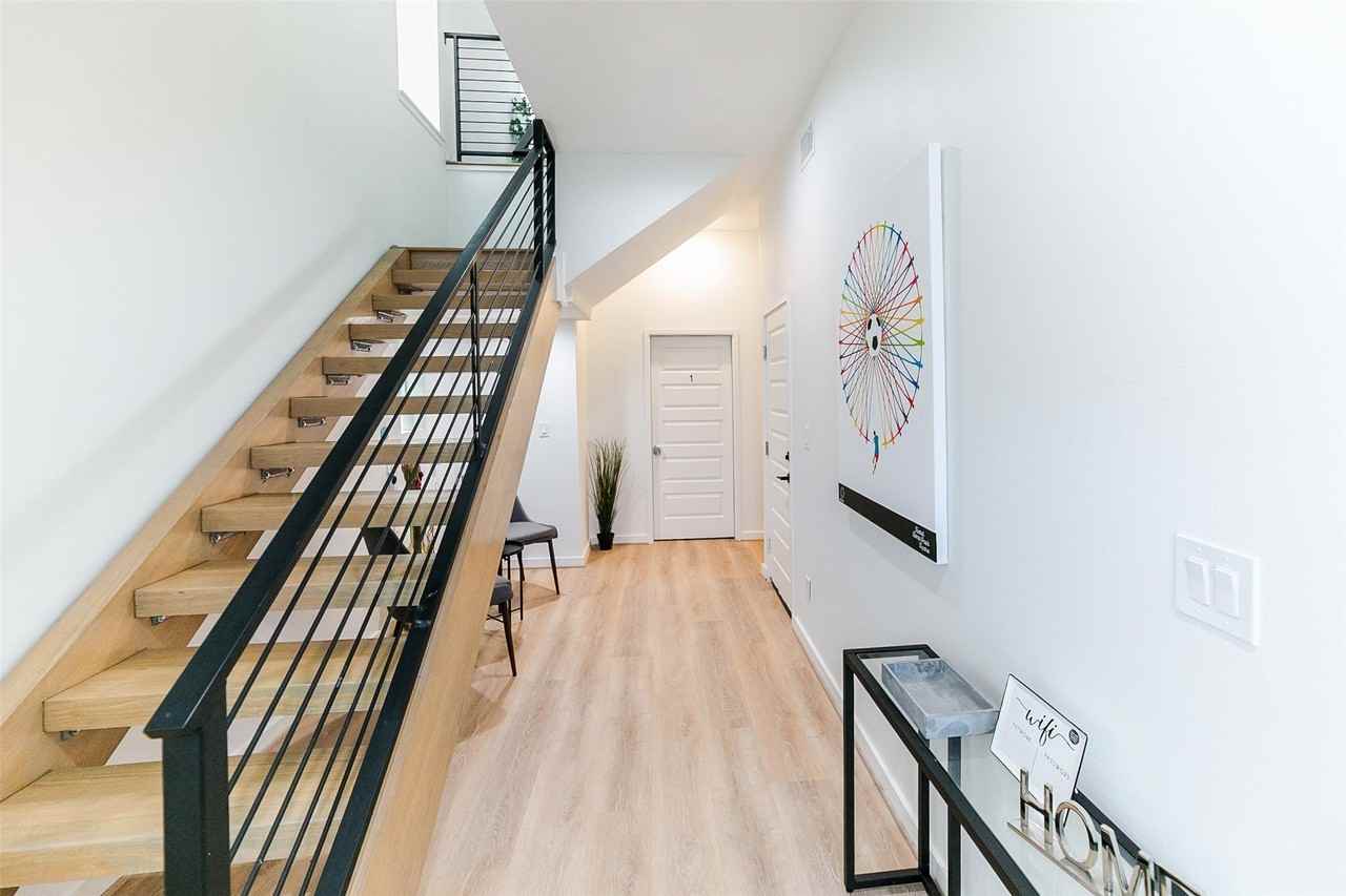 4303 Chester St - Photo 2 of 46