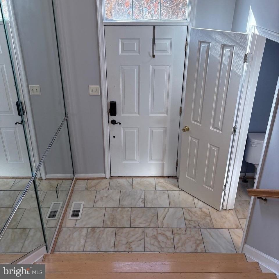 2606 Windy Oak Ct - Photo 4 of 36