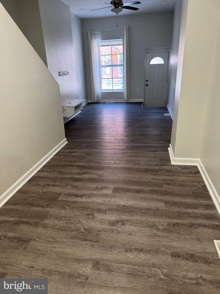 1408 1/2 Madison Ave - Photo 7 of 50