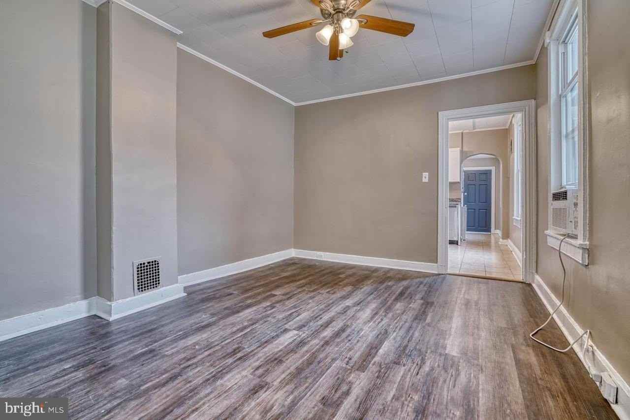 1503 S Charles St Unit 2 #2 - Photo 3 of 9