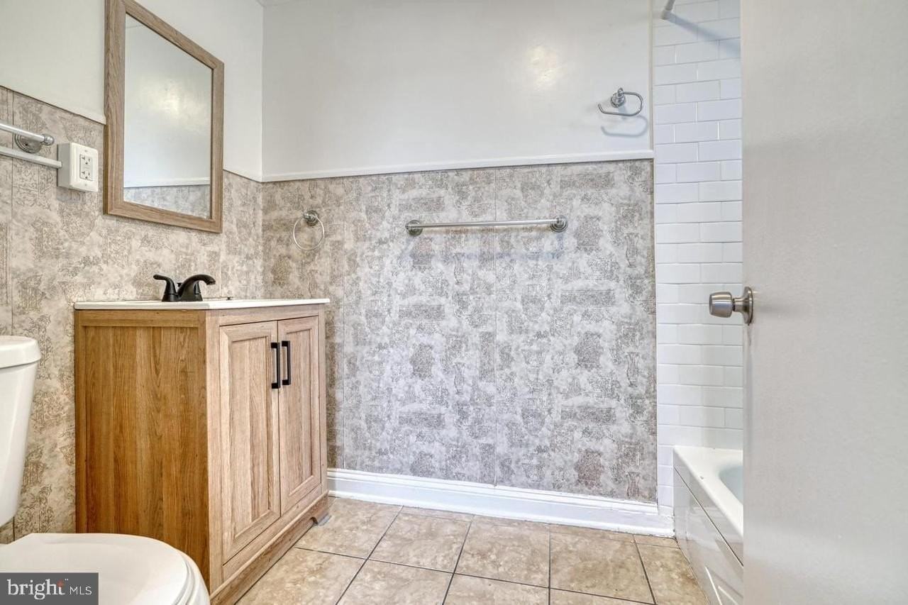 1503 S Charles St Unit 2 #2 - Photo 4 of 9