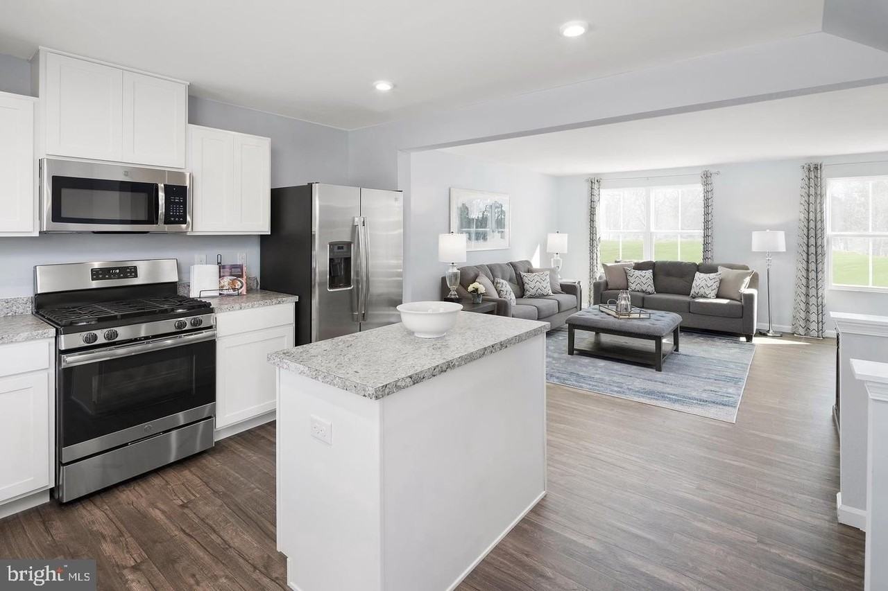 601 YELLOW BILL unit: Juniper T/H - Photo 2 of 14