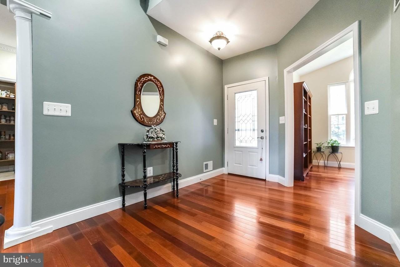 24900 Fox Run Ln - Photo 7 of 50