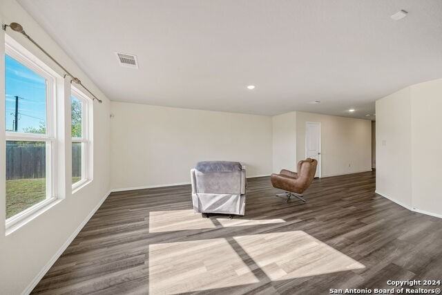 7058 Dominic Vly - Photo 5 of 25