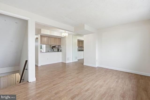 739 Brethour Ct - Photo 5 of 25