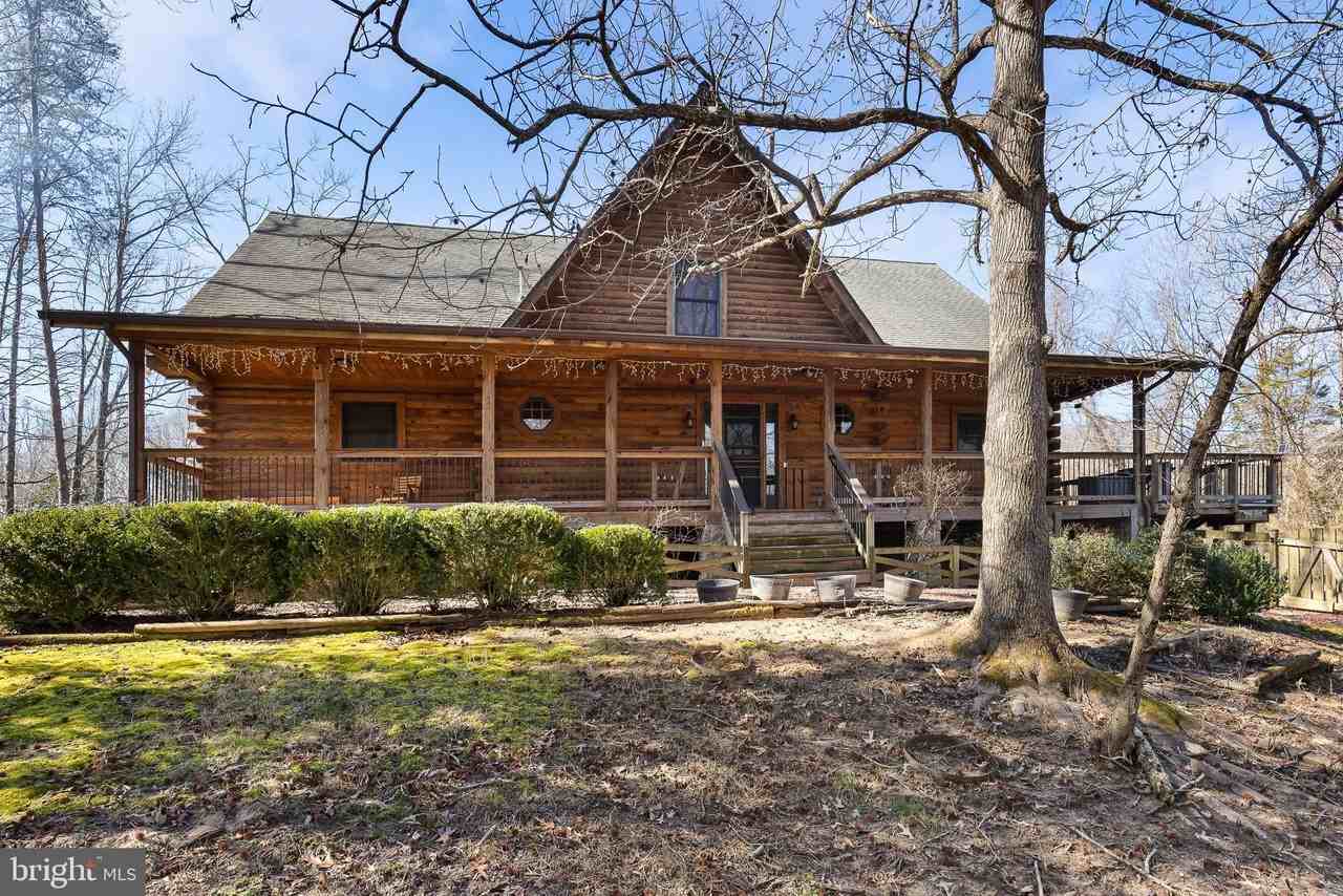 8 Hope Valley Ln - Photo 2 of 50