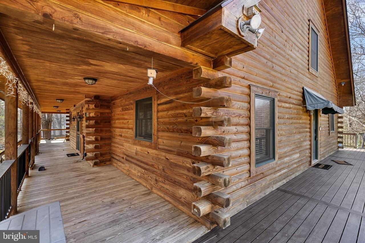 8 Hope Valley Ln - Photo 4 of 50