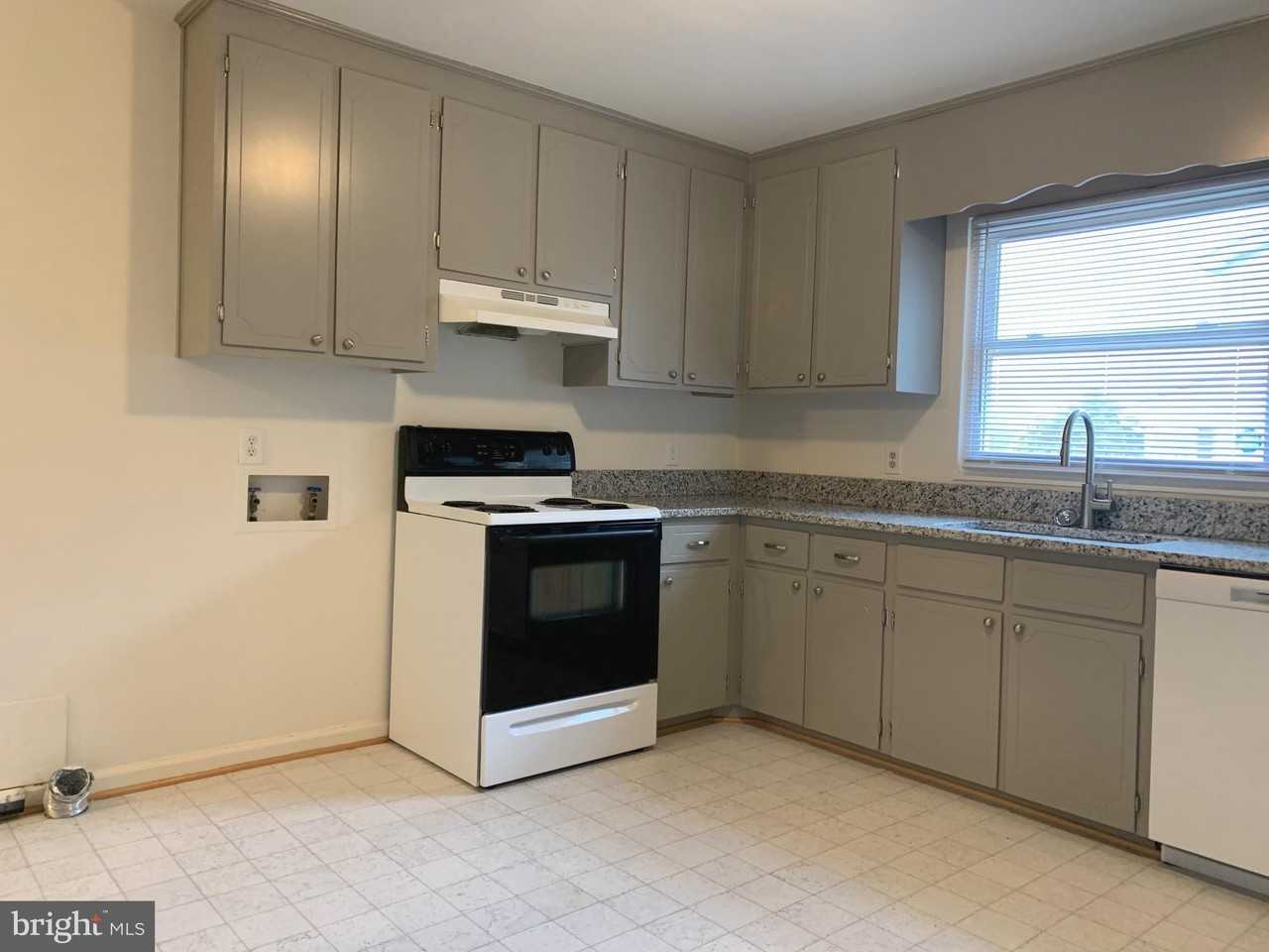 1813 Meadow Dr - Photo 5 of 8