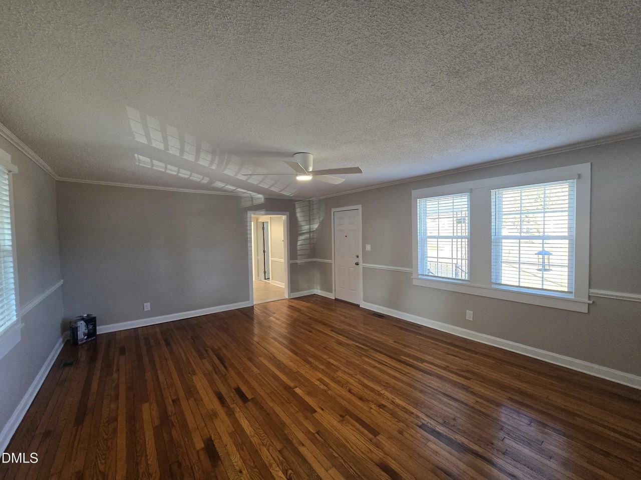 116 Lakewood Dr - Photo 3 of 22