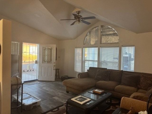 2558 Mountain Crst - Photo 3 of 18