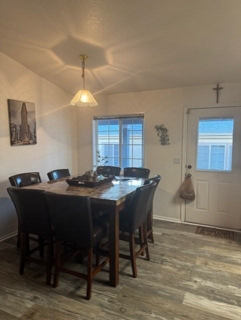 2558 Mountain Crst - Photo 6 of 18