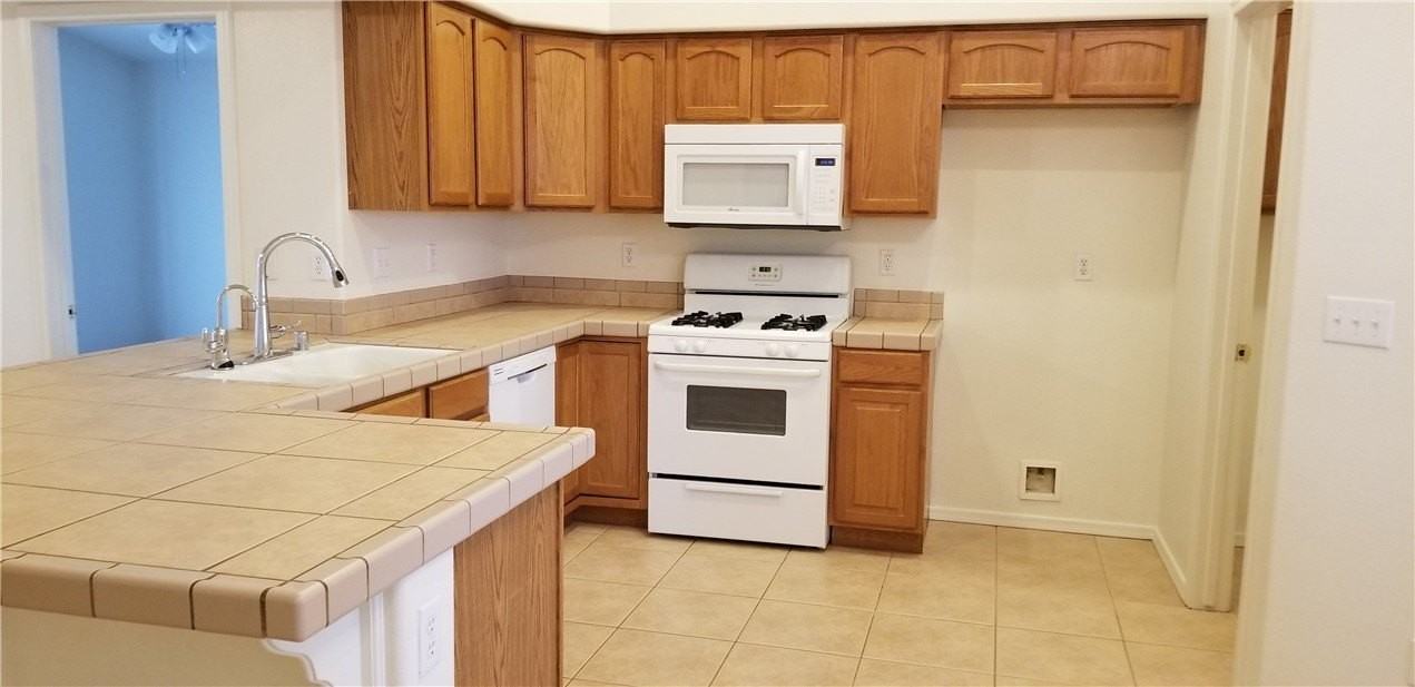 4867 S Santa Evinita Rd - Photo 6 of 13