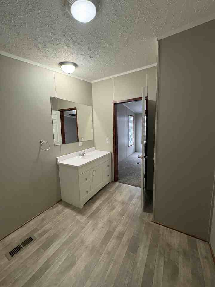 11222 Shady Brook Ct #367 - Photo 7 of 20