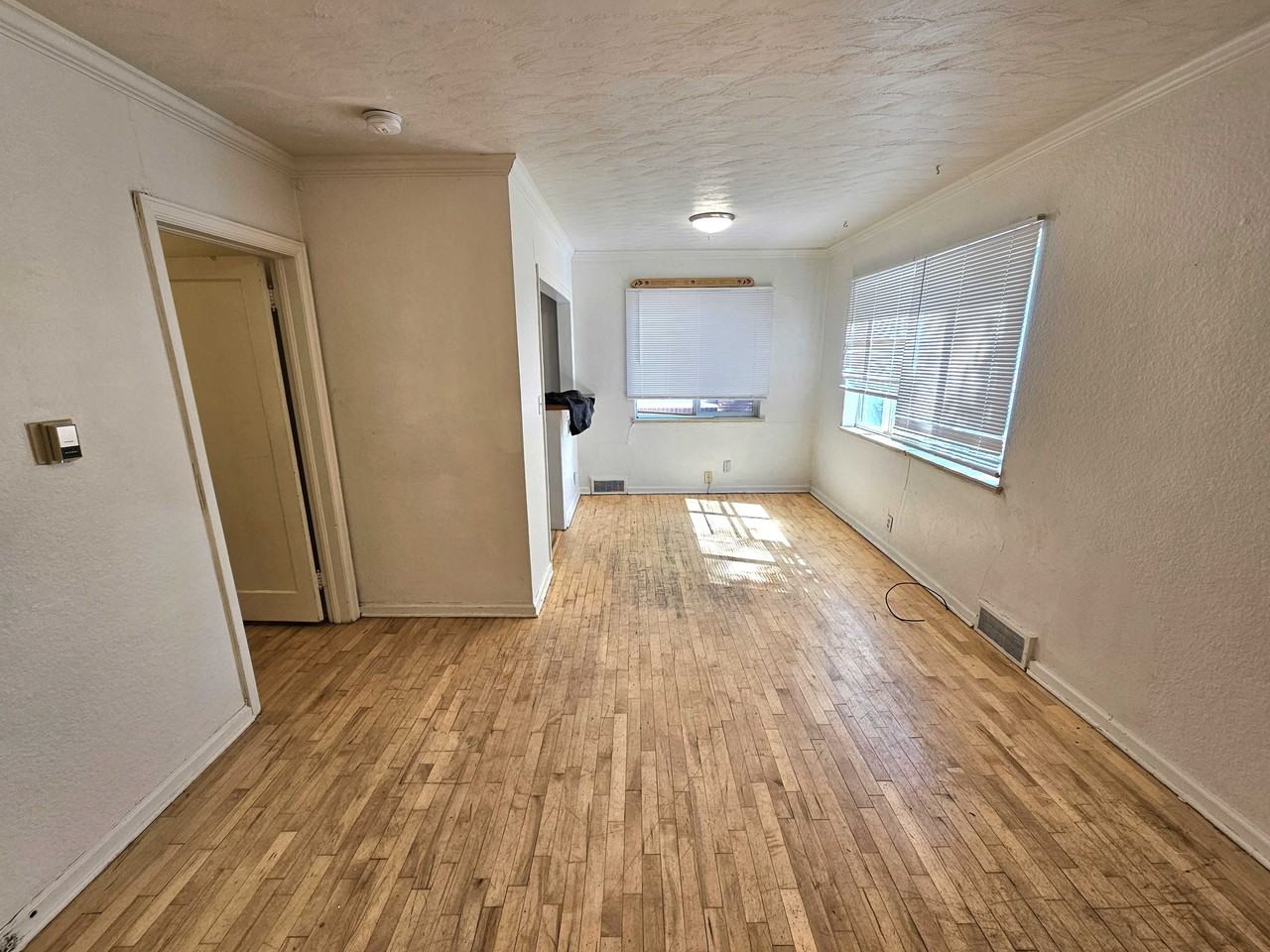 755 19th St #755 - Photo 7 of 22