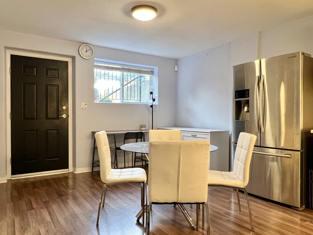 183 North Howard Avenue - Photo 2 of 19