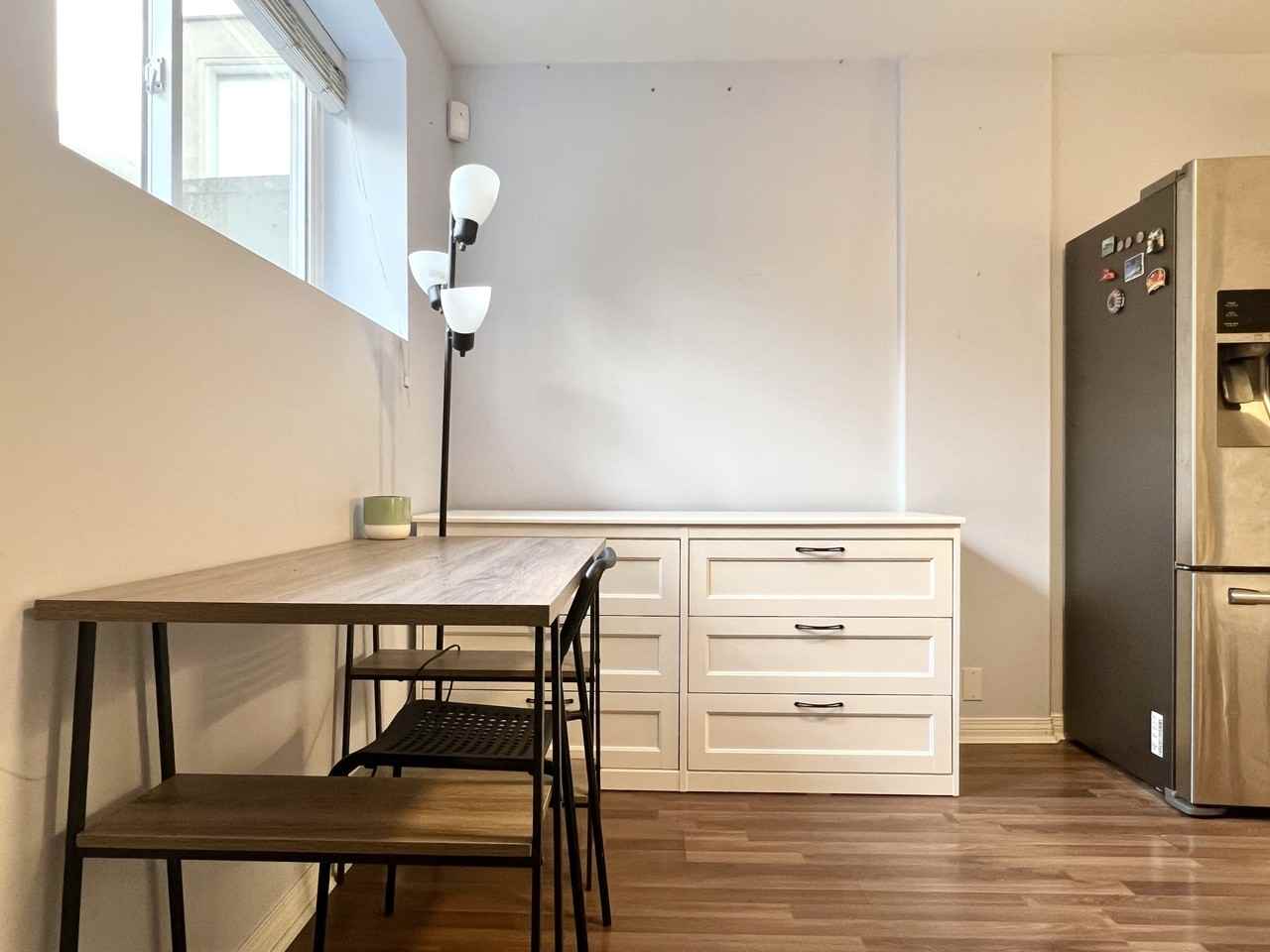 183 North Howard Avenue - Photo 4 of 19