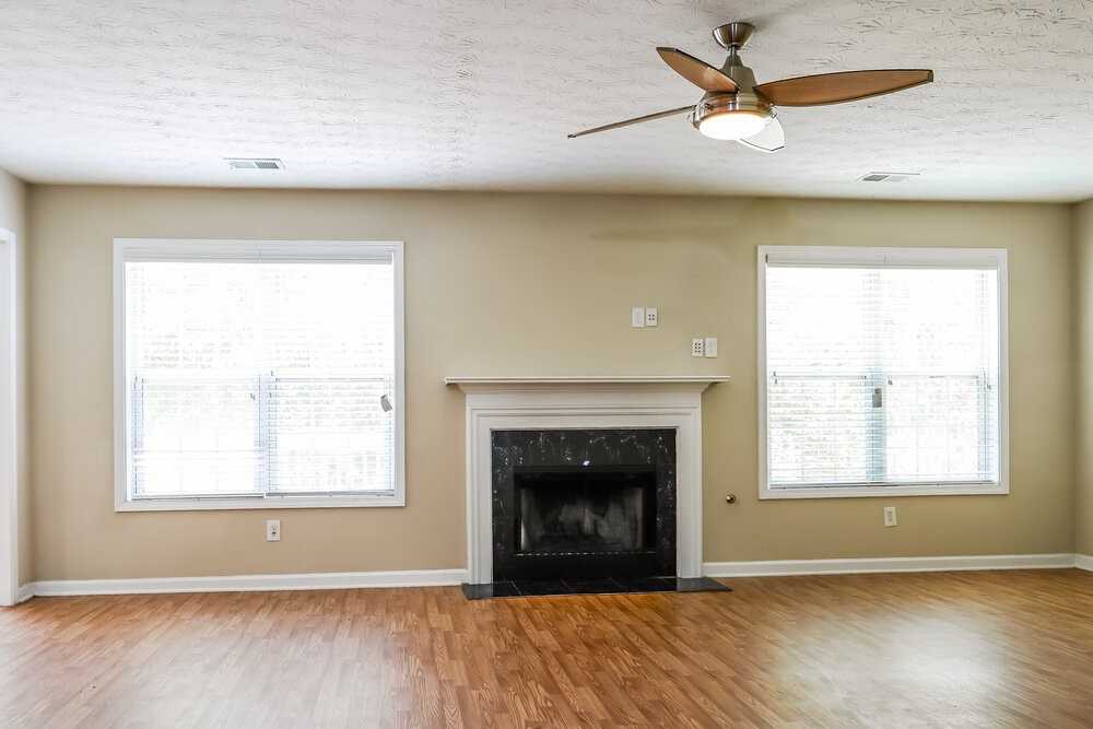 300 Kentshire Pl - Photo 6 of 17