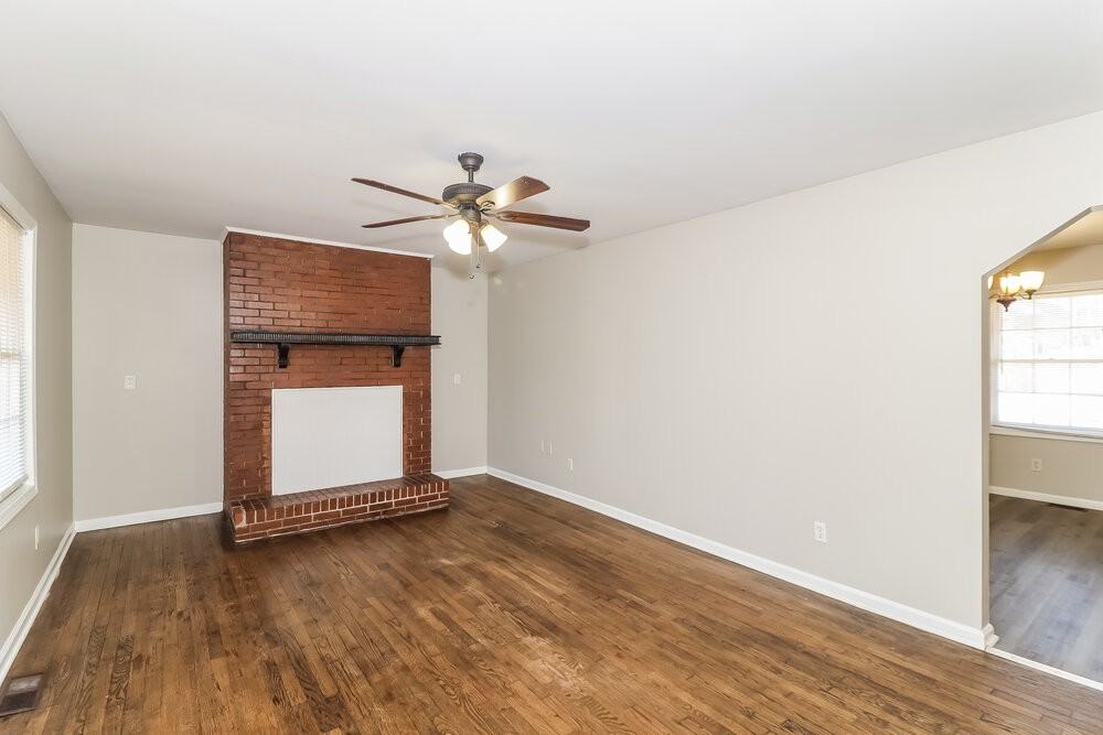 454 New St - Photo 5 of 25