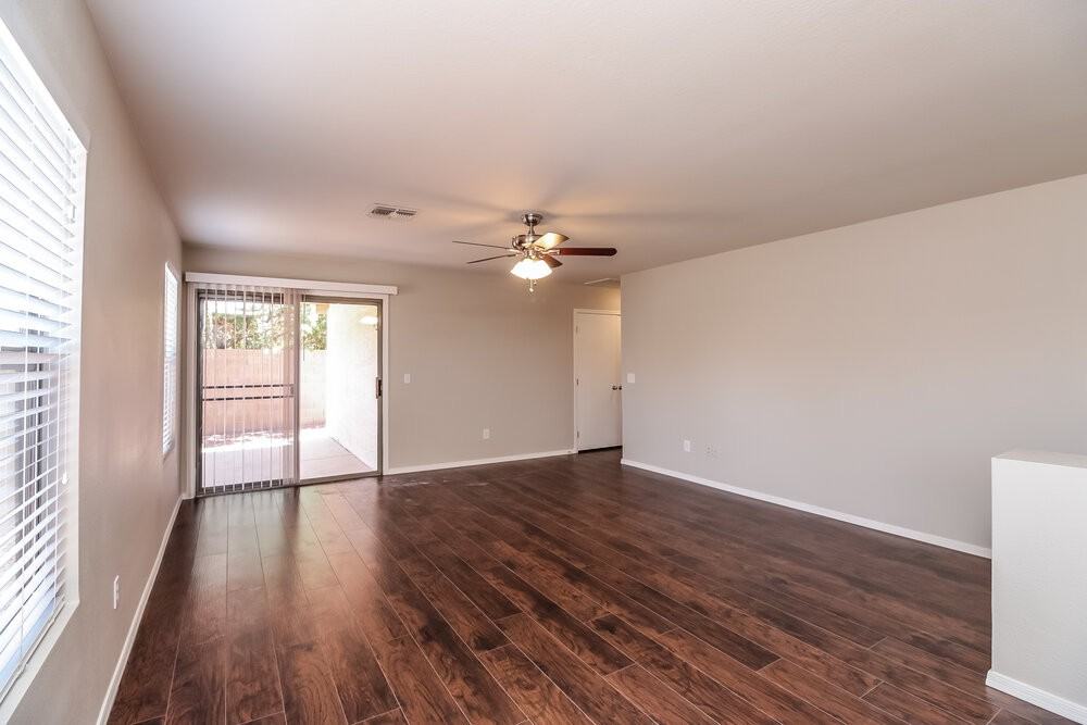 1538 S Danielson Way - Photo 2 of 16