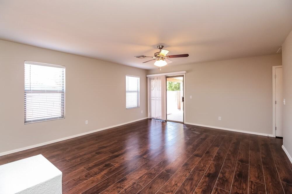 1538 S Danielson Way - Photo 3 of 16