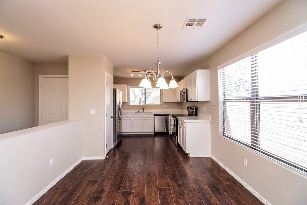 1538 S Danielson Way - Photo 6 of 16