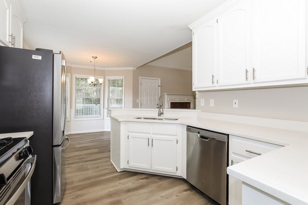 809 Ravins Way - Photo 7 of 18