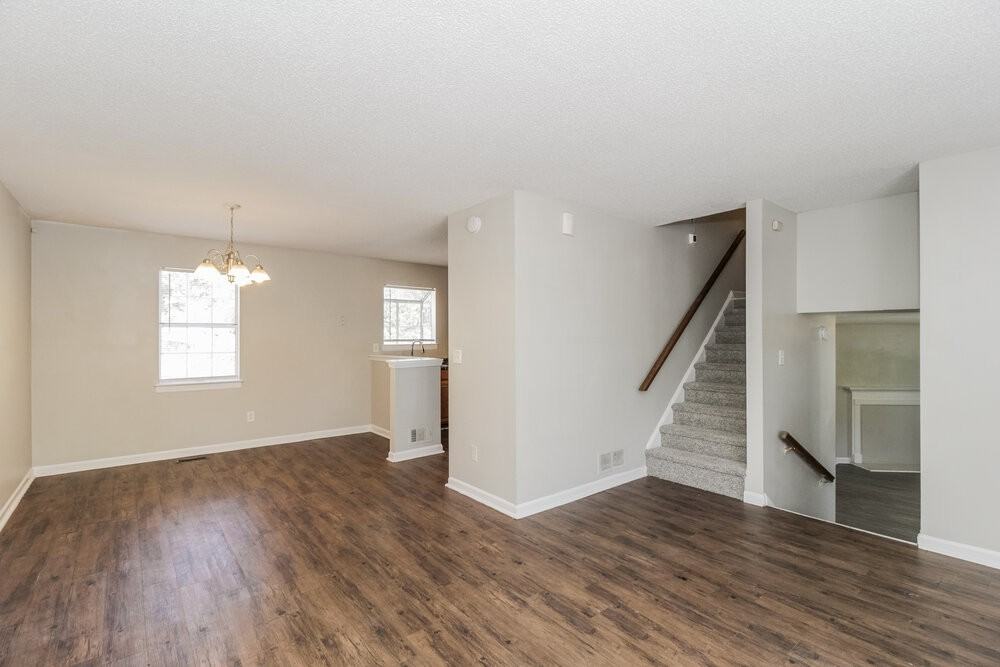 3467 Meadowlane Pl Sw - Photo 4 of 17