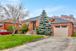 21 Vinci Crescent #Upper - Photo 1 of 1