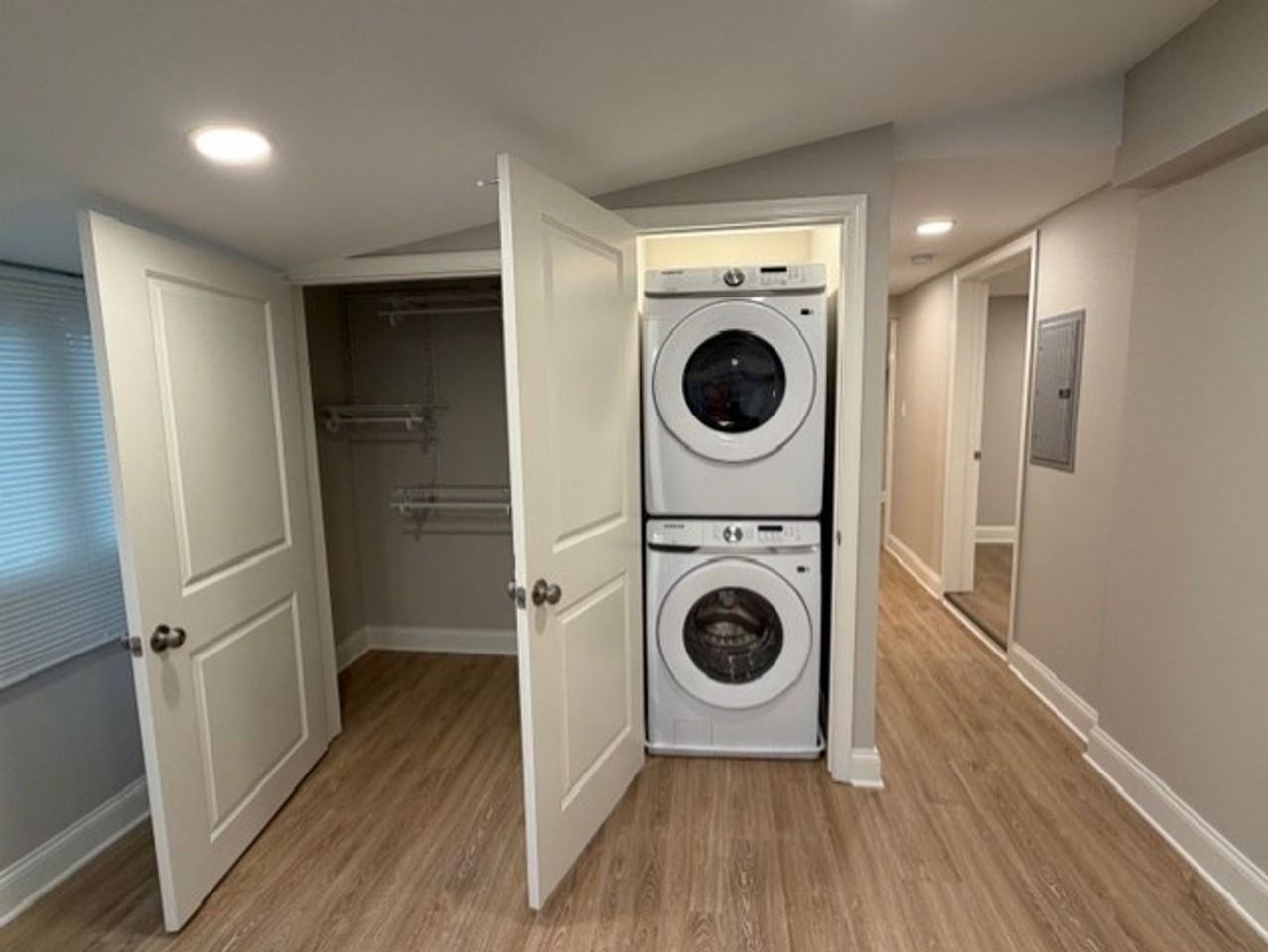 2042 Lenhart Rd - Photo 6 of 7