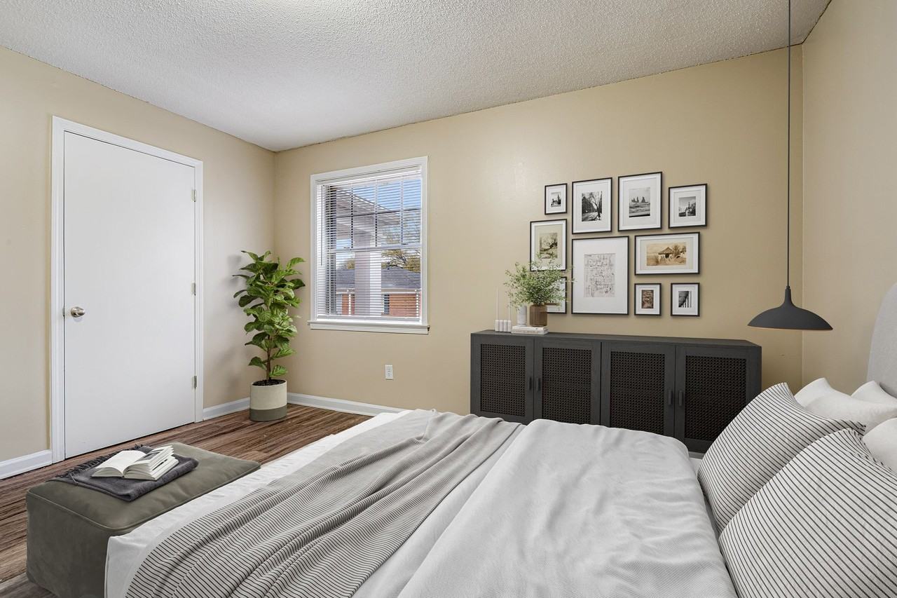 Sherwood Flats - Photo 3 of 50