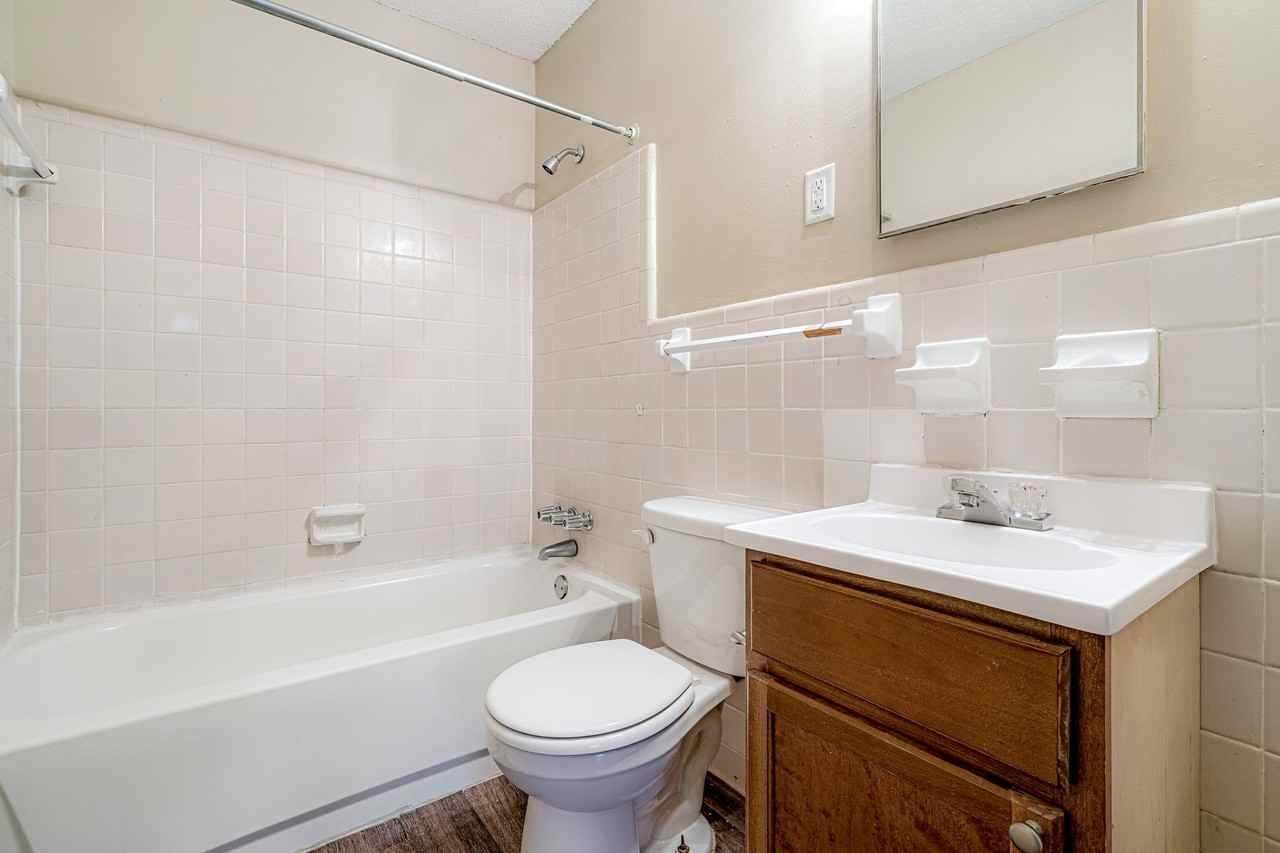 Sherwood Flats - Photo 4 of 50