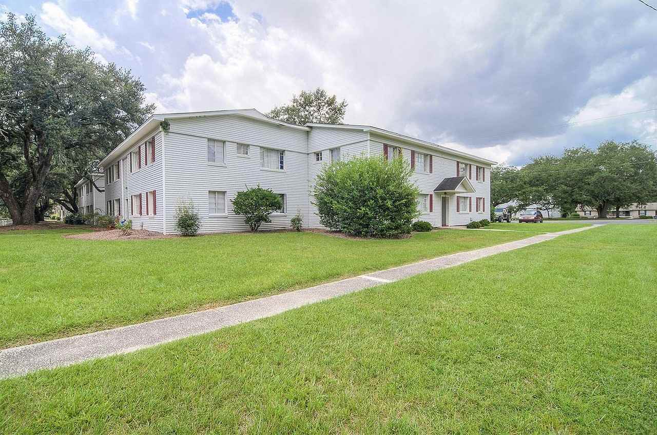 Sedgefield Apartments - Photo 2 of 24