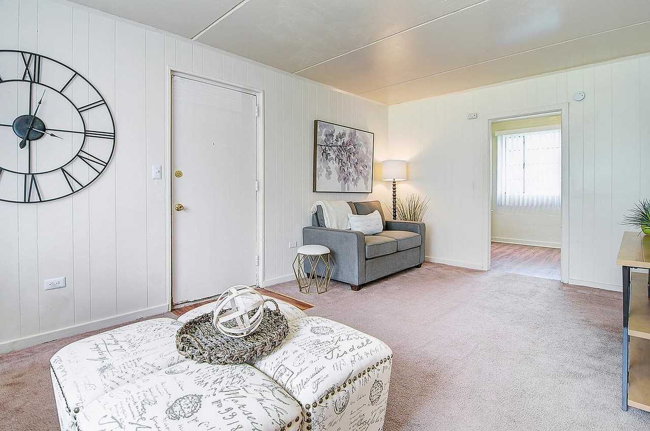 Sedgefield Apartments - Photo 5 of 24