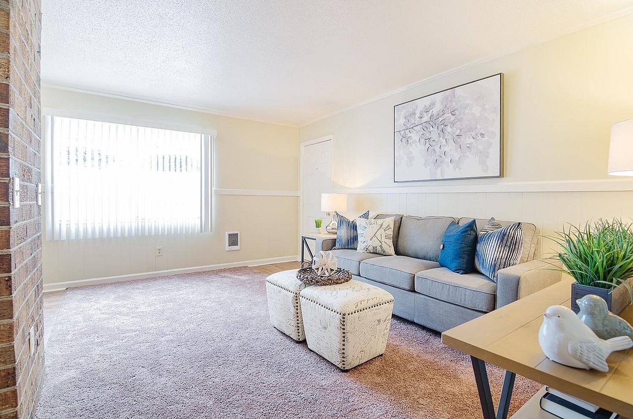 Willow Lake Apartments - Photo 5 of 16