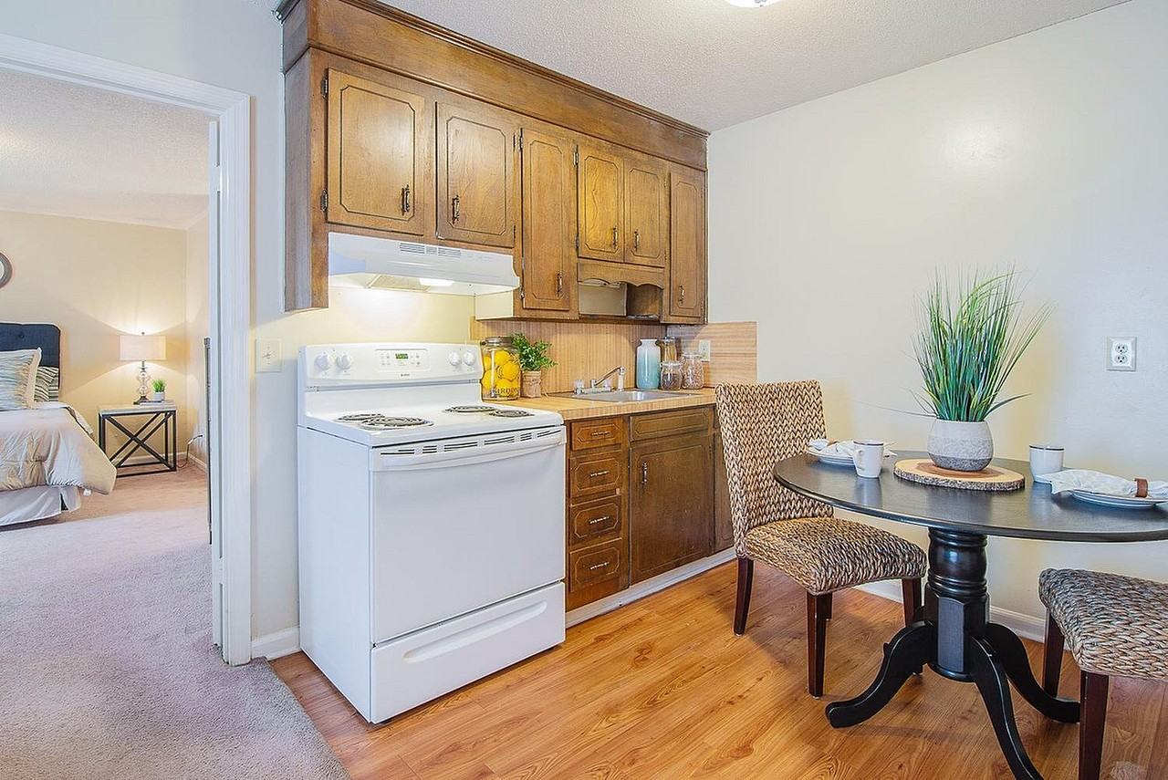 Ivey Creek Apartments - Photo 5 of 18