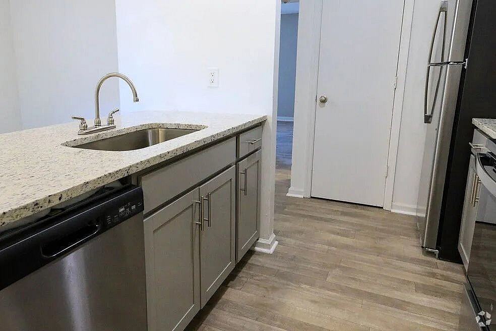 Mulberry Place Apartments - Photo 2 of 16