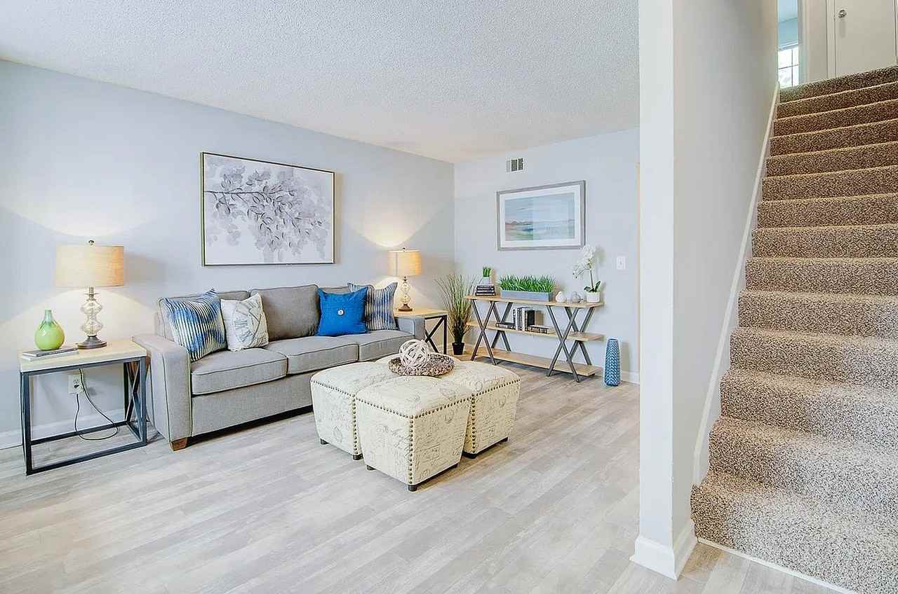 Mulberry Place Apartments - Photo 5 of 16