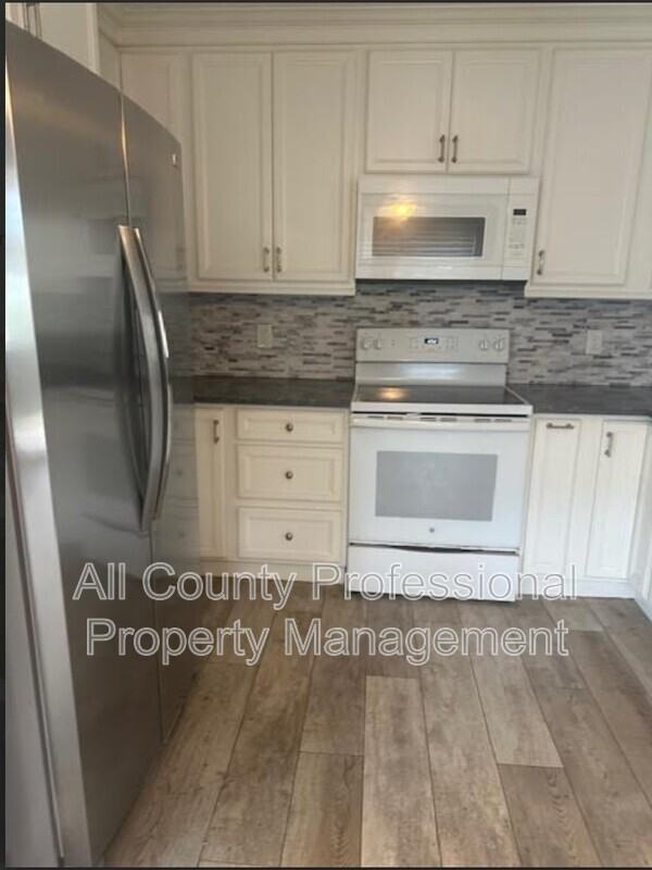 15109 Jackson Rd - Photo 2 of 14