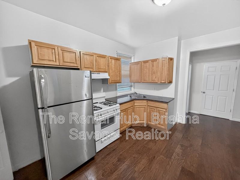 36 Orchard St #1 - Photo 4 of 12