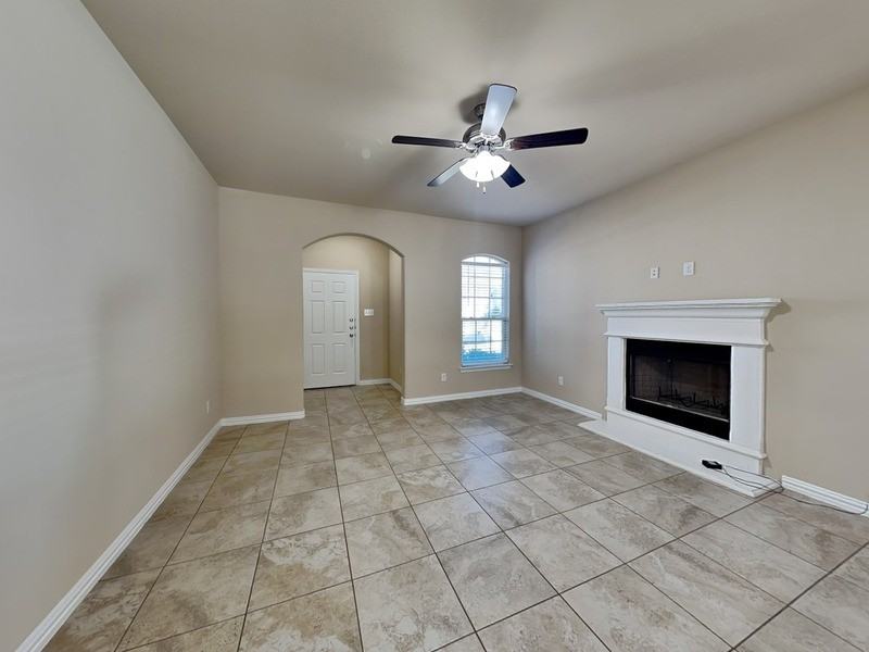 611 Jennie Marie Cir - Photo 3 of 17