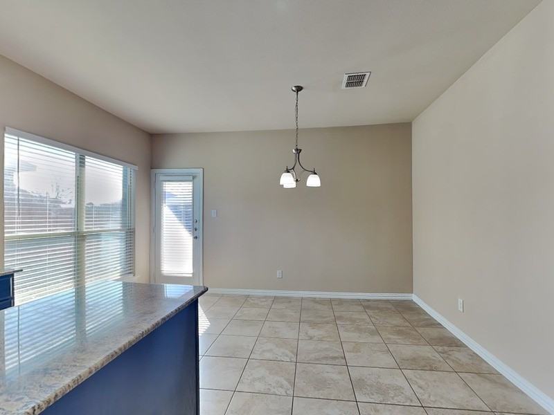 611 Jennie Marie Cir - Photo 6 of 17