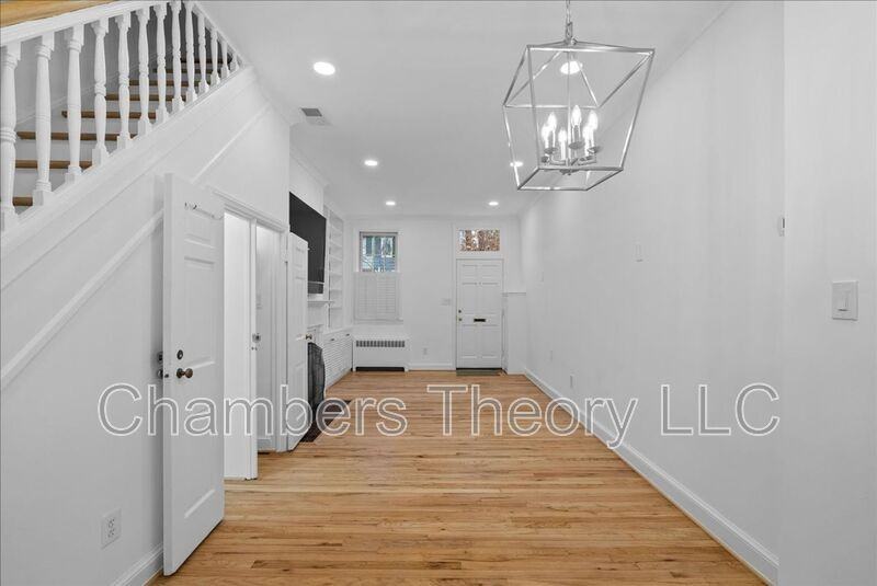 1343 28th St Nw - Photo 5 of 23