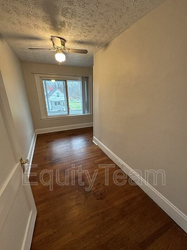 5573 Attica Ave #2 - Photo 7 of 9
