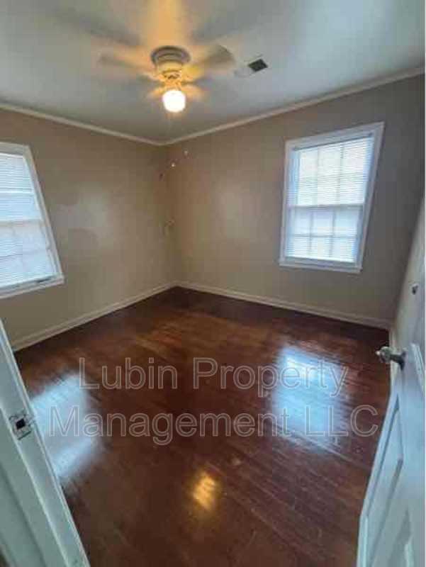 1108 Goodman St - Photo 4 of 8