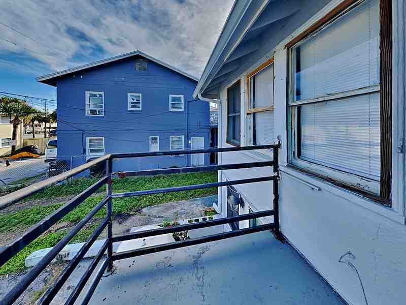 115 S Grandview Ave #2 - Photo 3 of 18