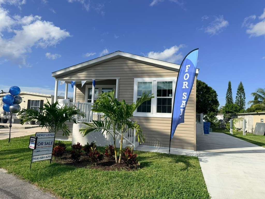 5267 Sw 32nd St - Photo 3 of 32